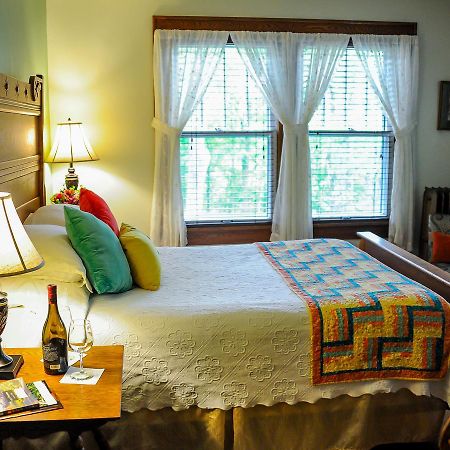 The White Oak Inn Zuck Extérieur photo
