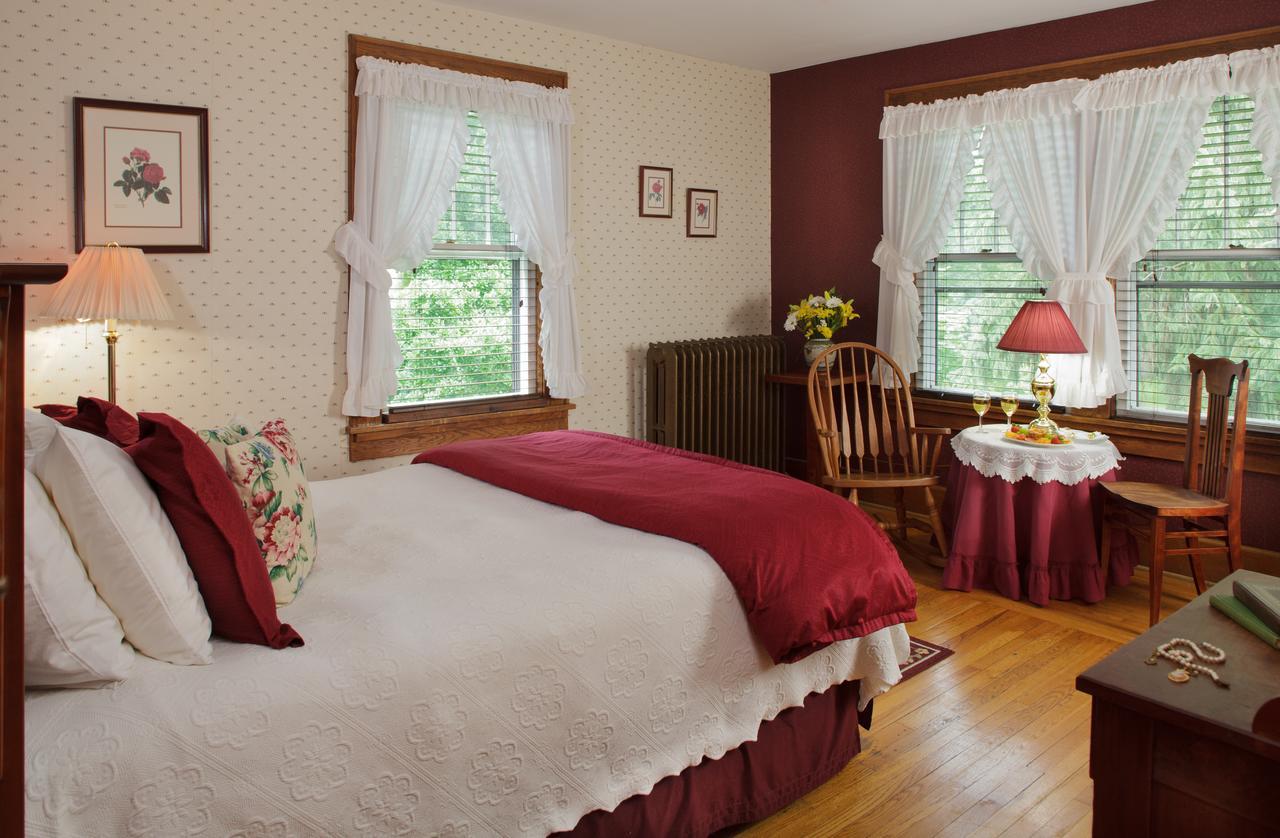 The White Oak Inn Zuck Extérieur photo