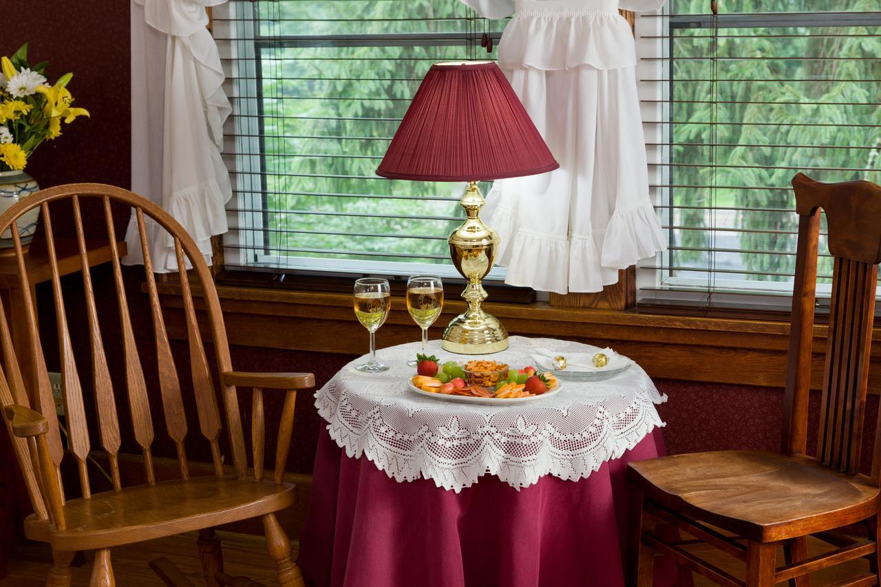 The White Oak Inn Zuck Extérieur photo